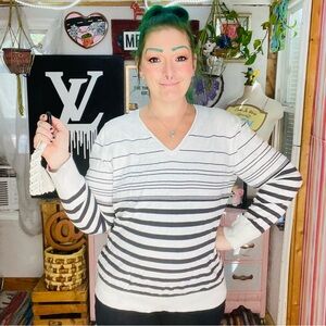 LOFT V-Neck White and Black Striped Sweater Size XLarge